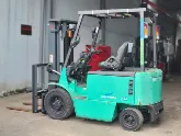 Xe nâng điện ngồi lái MITSUBISHI FB20